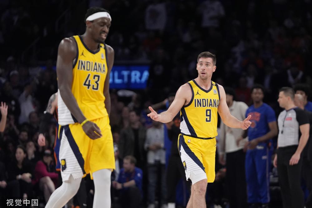 在保持防守 在保持防守