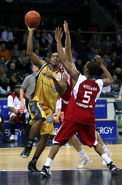 探形容为 探形容为